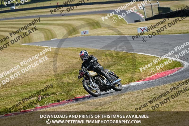 cadwell park;cadwell park photographs;cadwell trackday photographs;enduro digital images;event digital images;eventdigitalimages;peter wileman photography;racing digital images;trackday digital images;trackday photos